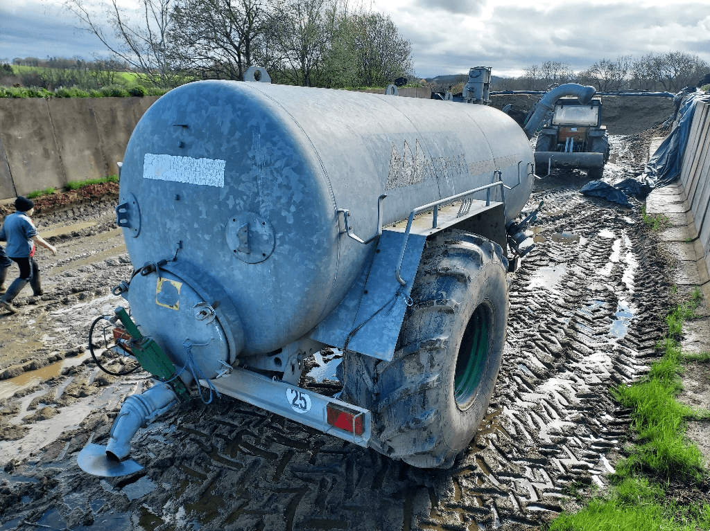 Pumpfass typu Agrimat CHEE 110, Gebrauchtmaschine v ISIGNY-LE-BUAT (Obrázek 4)