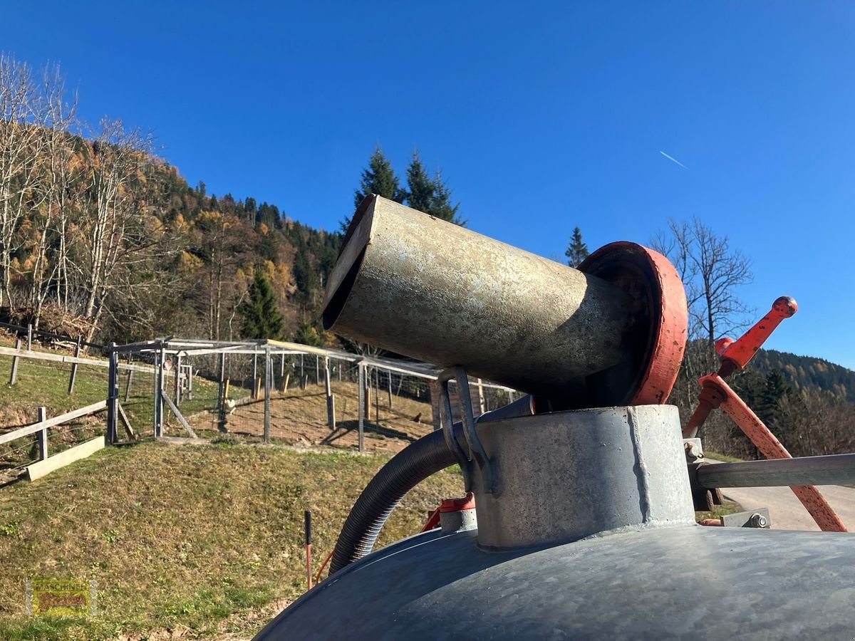 Pumpfass от тип Bauer Kombifass 3000L mit Werfer, Gebrauchtmaschine в Kötschach (Снимка 5)