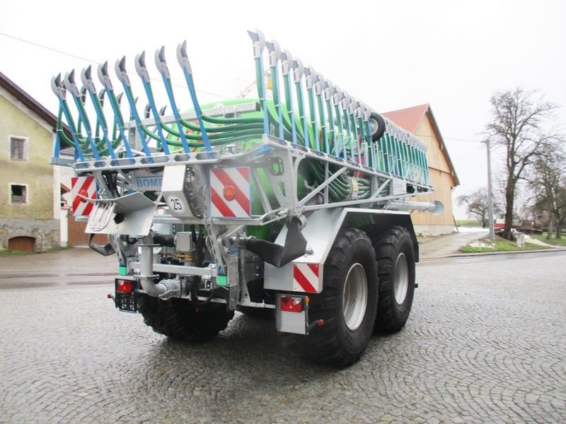 Pumpfass des Typs Eckart Lupus 141+ Tandempumpfass, Neumaschine in St. Marienkirchen (Bild 11)