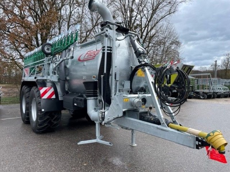 Pumpfass of the type Fliegl PFW 14000 MaxxLine PLUS mit Skate 150, Neumaschine in Wallern (Picture 1)