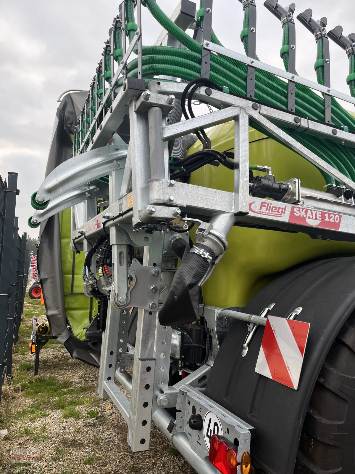 Pumpfass of the type Fliegl PFW 9000 Aktionsmodel mit Twin Düse, Neumaschine in Geiersthal (Picture 4)