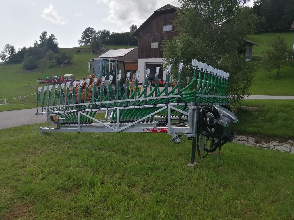 Pumpfass of the type Fliegl SKATE 120 SD, Reihenabstand 18,75cm, Neumaschine in Grünbach (Picture 4)