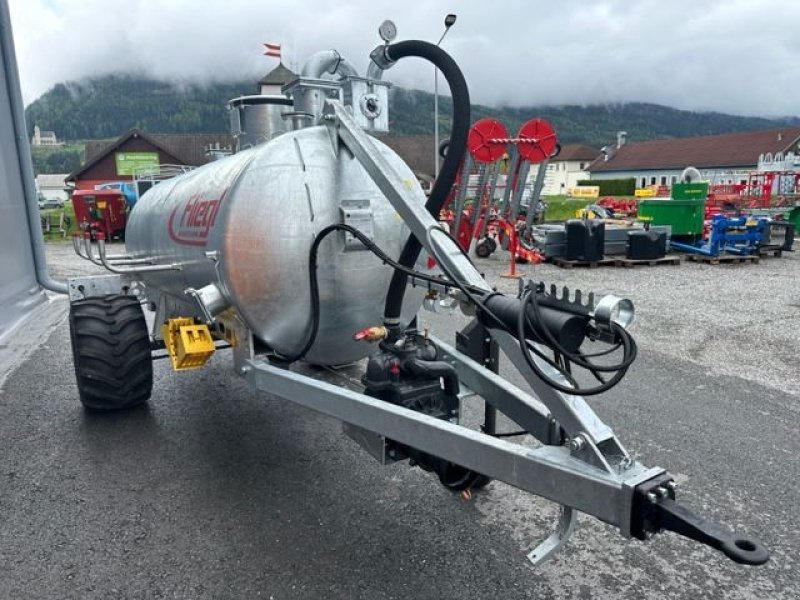 Pumpfass of the type Fliegl Vakuumfass 4000l Jumbo Line Güllefass, Neumaschine in Tamsweg (Picture 10)