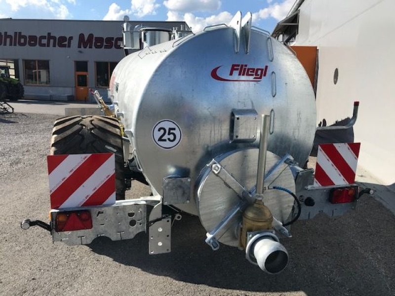 Pumpfass типа Fliegl Vakuumfass 6200l Jumbo Line Güllefass, Neumaschine в Tamsweg (Фотография 15)