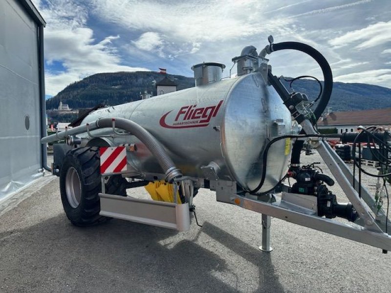 Pumpfass van het type Fliegl Vakuumfass 7500l Jumbo Line Güllefass, Neumaschine in Tamsweg (Foto 9)