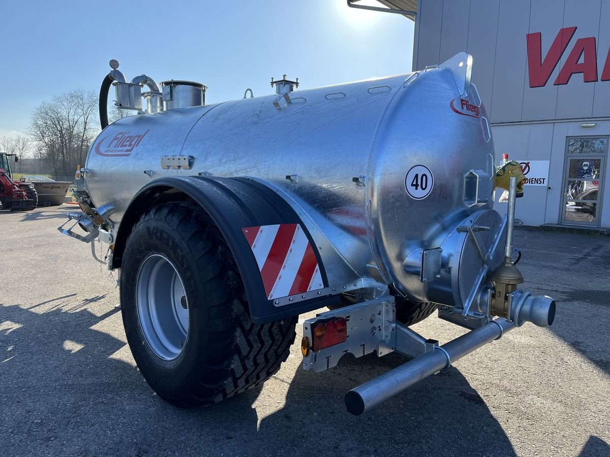 Pumpfass Türe ait Fliegl VFW 7500 JUMBO Line Einachs, Neumaschine içinde Wallern (resim 9)