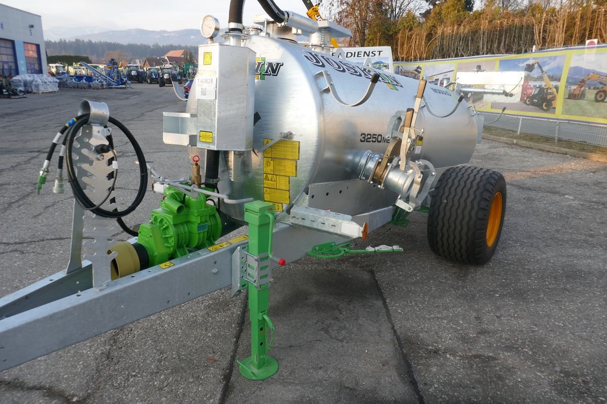 Pumpfass от тип Joskin Modulo 2 3250 ME, Gebrauchtmaschine в Villach (Снимка 2)