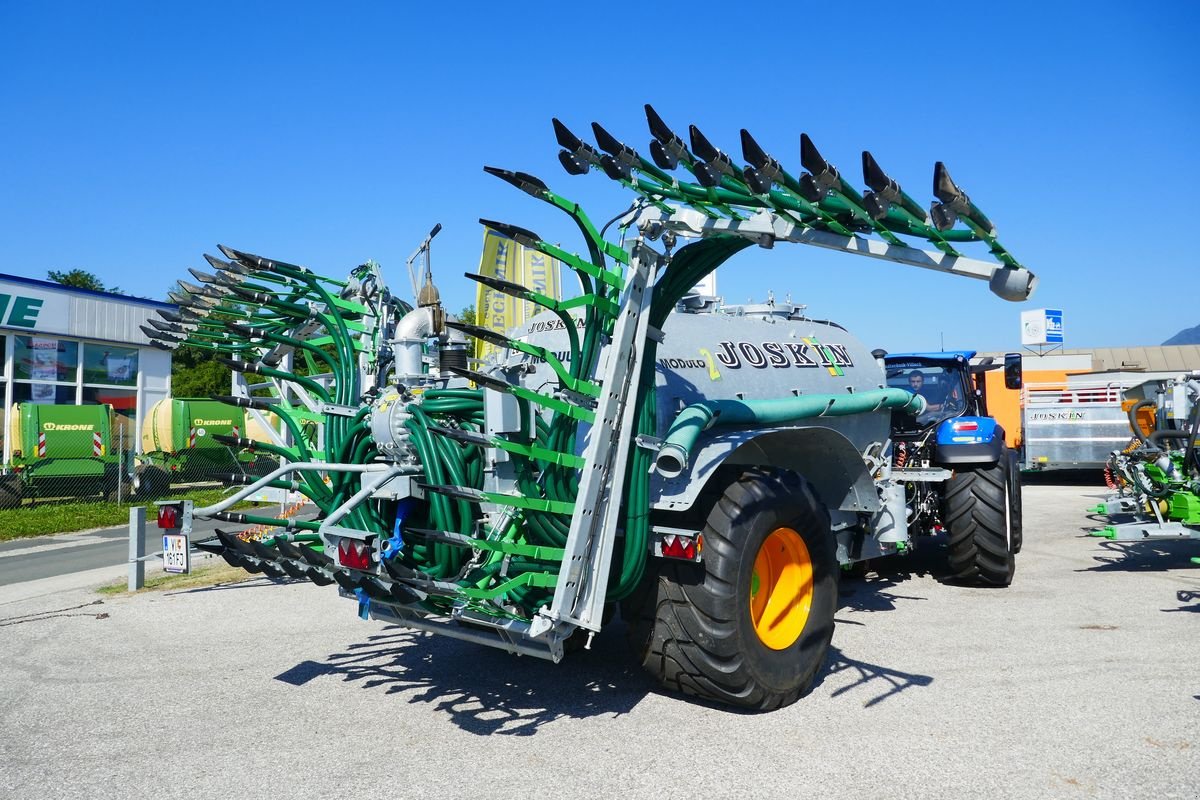 Pumpfass tip Joskin MODULO 2 9000 + Schleppschuh, Gebrauchtmaschine in Villach (Poză 4)