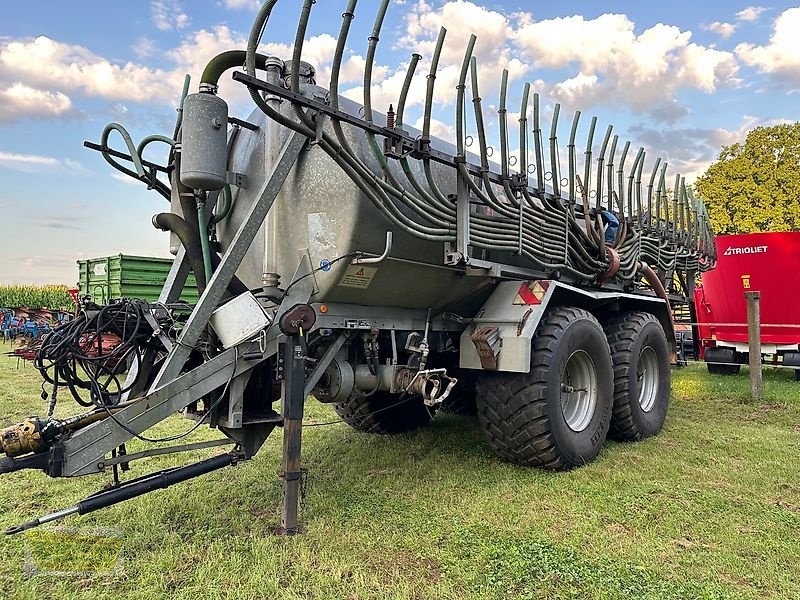 Pumpfass от тип Kotte VT 18500 Güllewagen Vakuum Reifendruckregelanlage 18 mtr Schleppschlauch, Gebrauchtmaschine в Neuenkirchen-Vinte (Снимка 1)