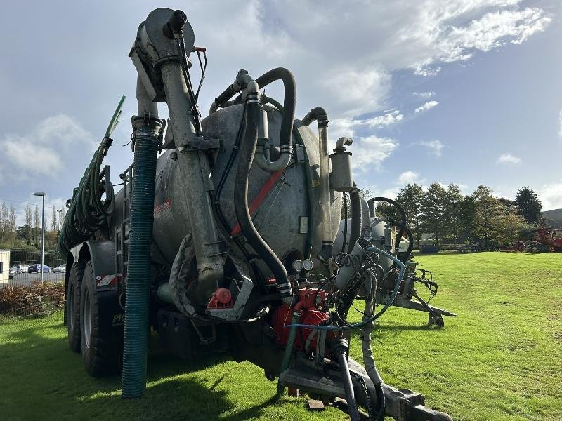 Pumpfass des Typs Pichon TCI 20700, Gebrauchtmaschine in LANDIVISIAU (Bild 2)