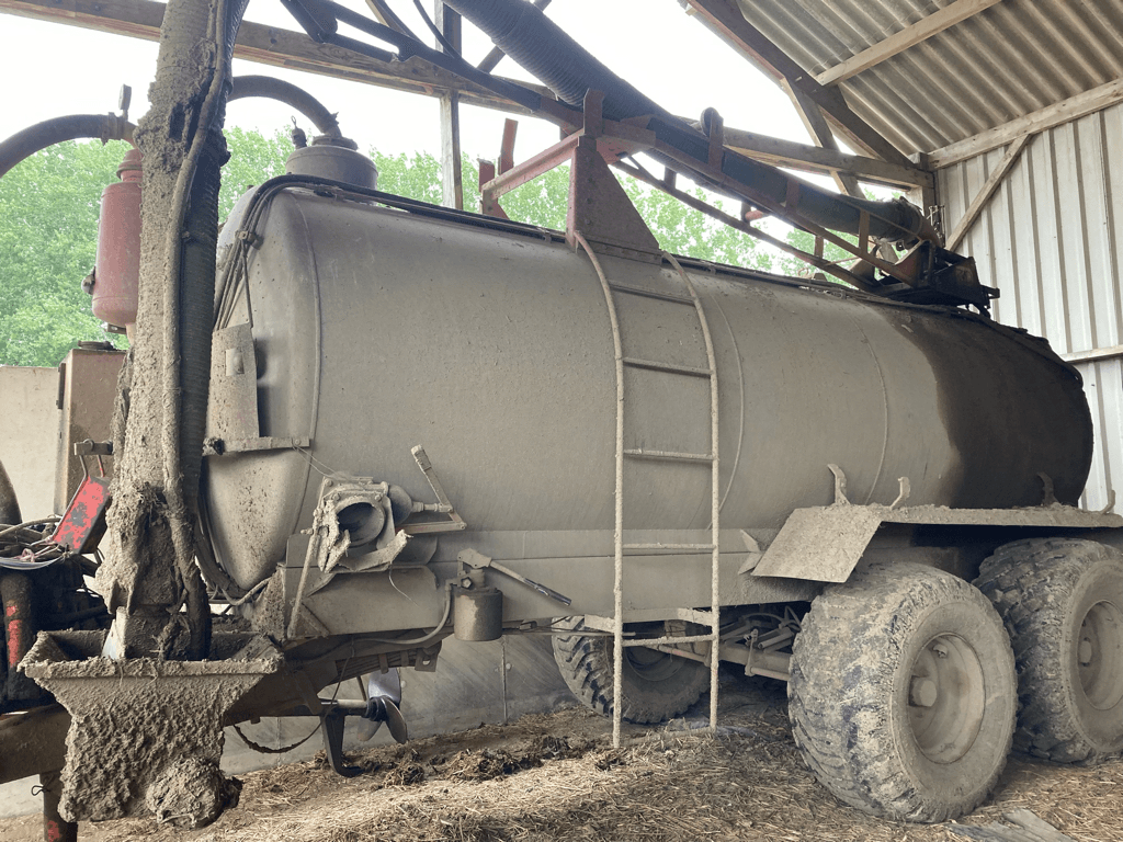 Pumpfass des Typs Sonstige 12 000L, Gebrauchtmaschine in TREMEUR (Bild 1)