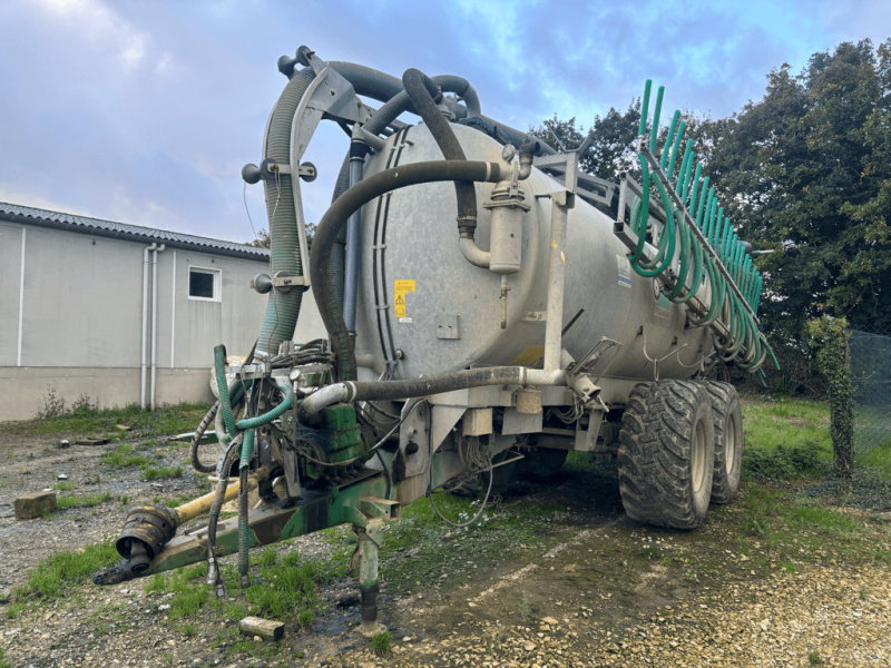 Pumpfass du type Sonstige 16700 LITRES, Gebrauchtmaschine en CONDE SUR VIRE (Photo 1)