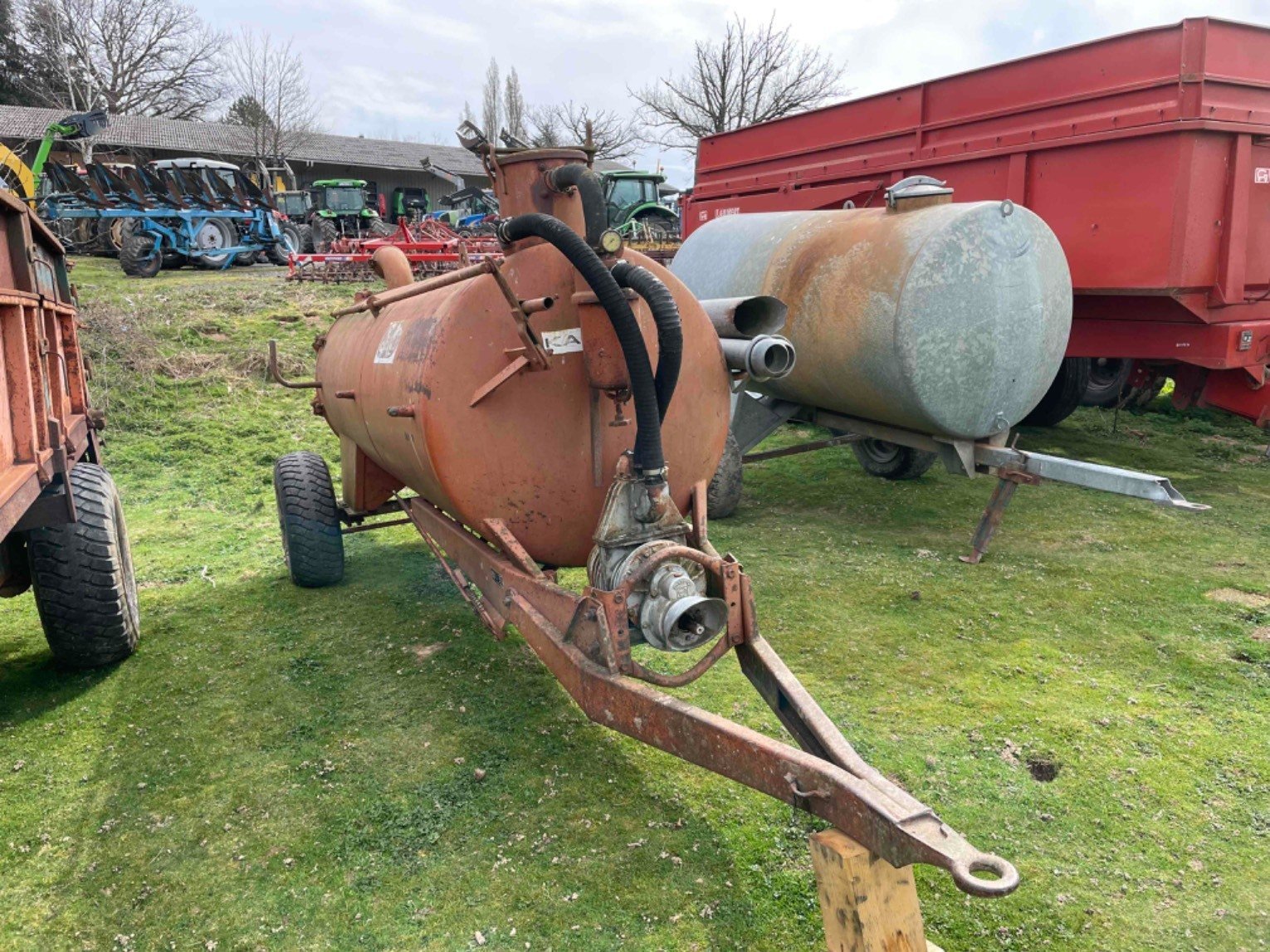 Pumpfass du type Sonstige Tonne à lisier 4000 Samas, Gebrauchtmaschine en LA SOUTERRAINE (Photo 2)