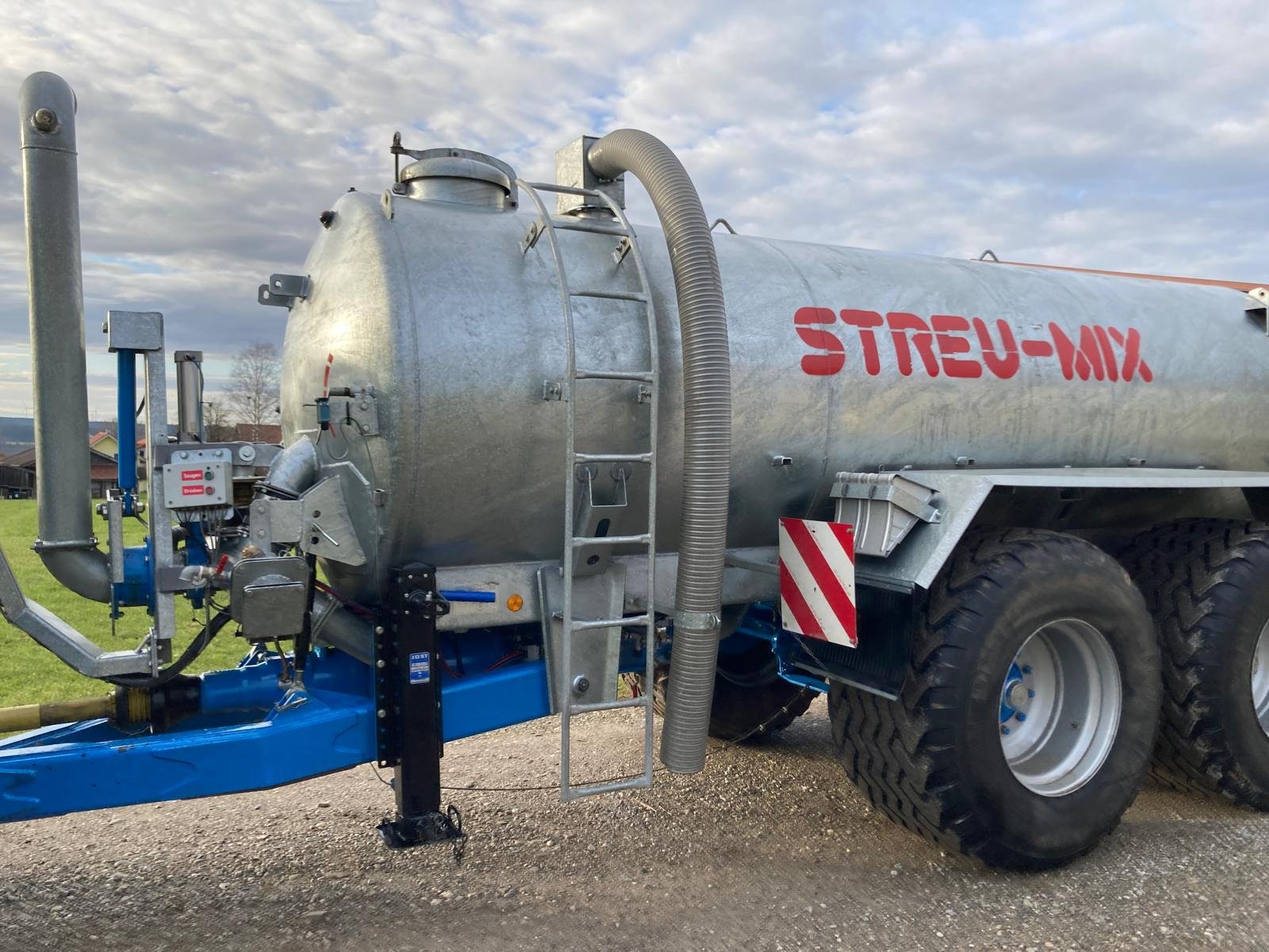 Pumpfass typu Streumix 10700l, Gebrauchtmaschine v Apfeldorf (Obrázek 8)