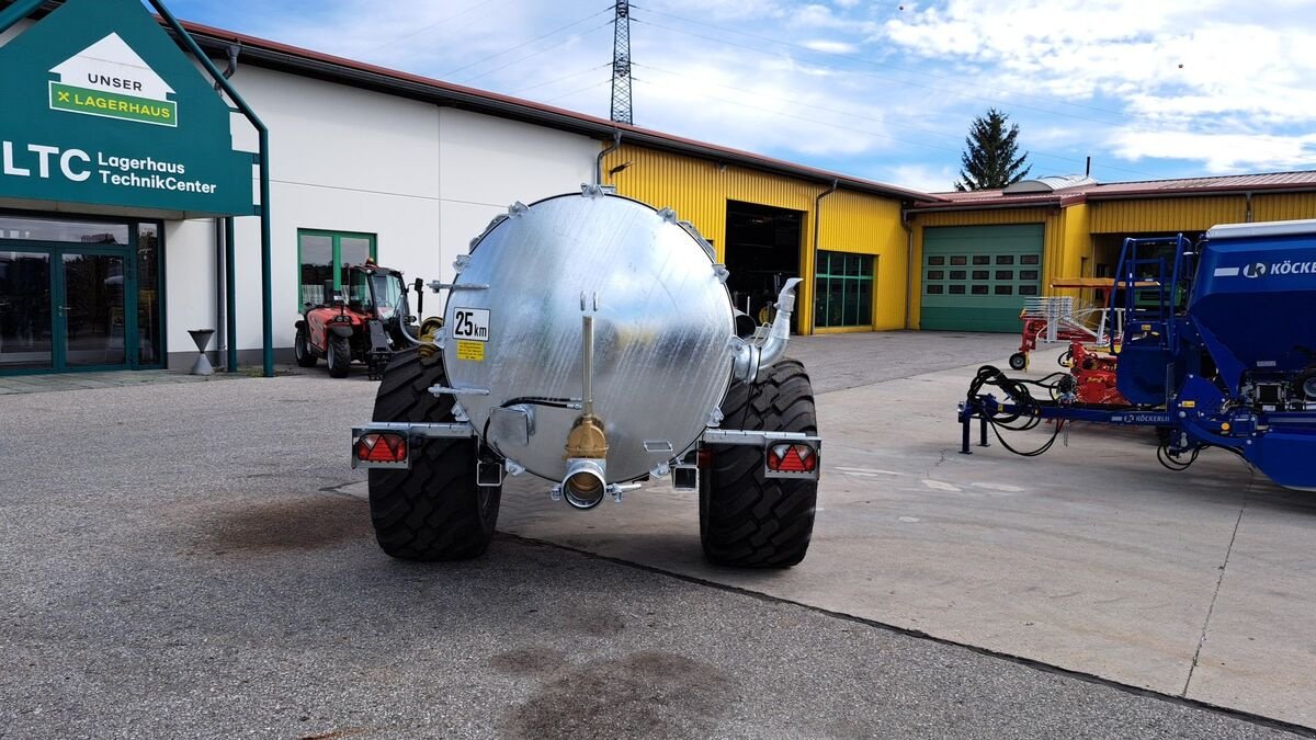 Pumpfass van het type Vakutec VA 6500, Neumaschine in Zwettl (Foto 8)