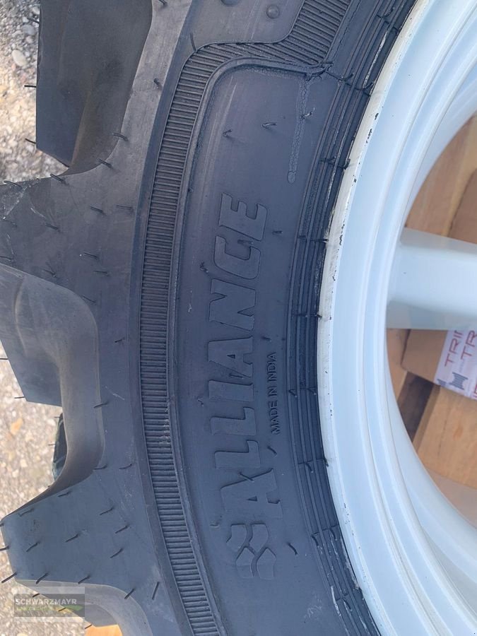 Rad типа Alliance 250/85R24 Zwillingsräder, Neumaschine в Gampern (Фотография 7)