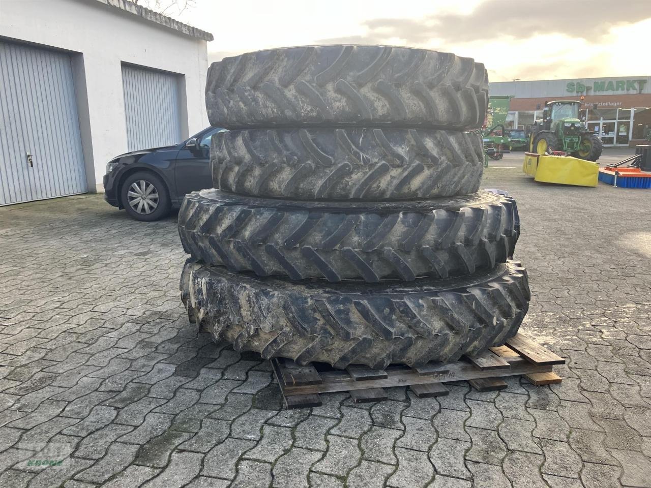 Rad del tipo Alliance 320/105R50 & 320/85R38, Gebrauchtmaschine In Spelle (Immagine 2)