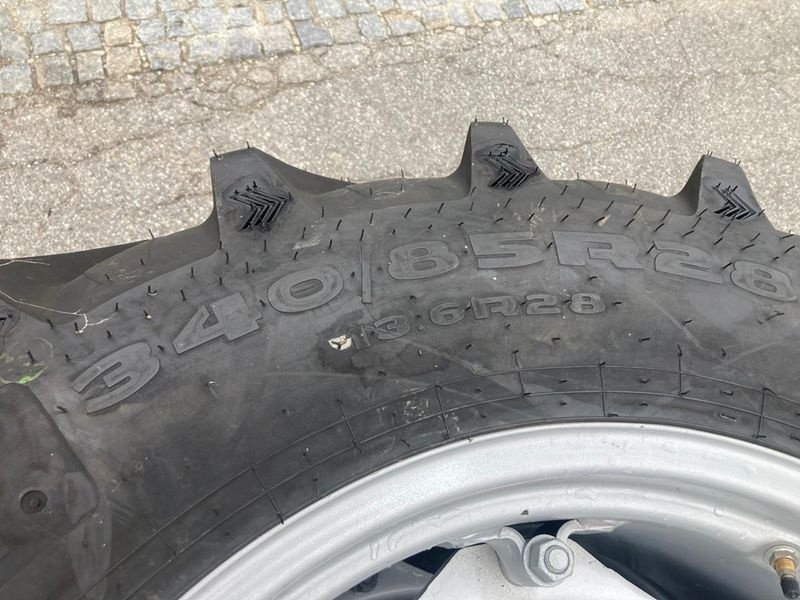 Rad Türe ait Alliance 340/85 R 28 (13,6R28) Räder, Neumaschine içinde St. Marienkirchen (resim 7)