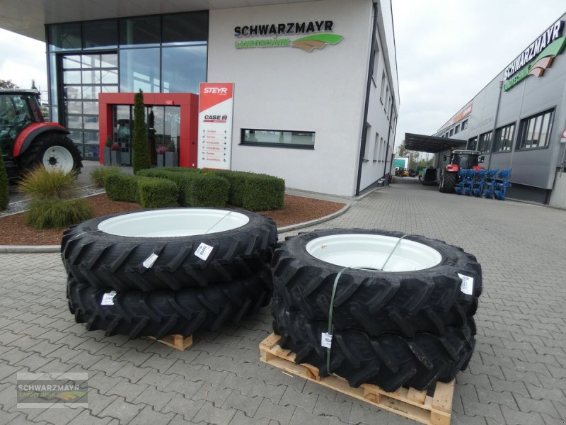 Rad of the type Alliance 340/85R48+320/85R34, Neumaschine in Gampern (Picture 1)