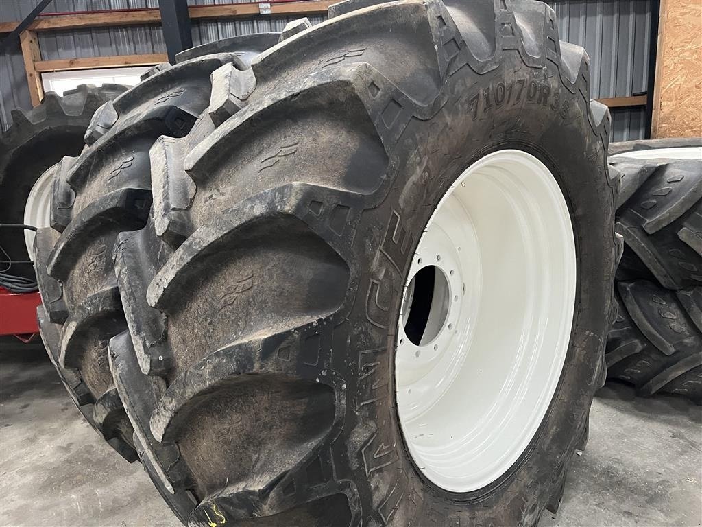 Rad типа Alliance 710/70 R38 Komplet baghjul T7060 og T7.270, Gebrauchtmaschine в Vejle (Фотография 1)