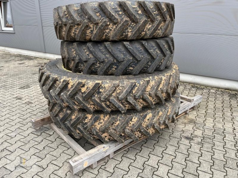 Rad tipa BKT 380/95R54 + 380/85R38, Gebrauchtmaschine u Neuhof - Dorfborn (Slika 1)