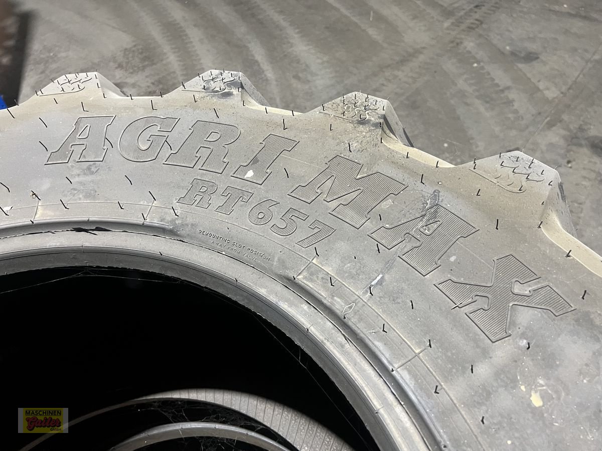 Rad a típus BKT 540/65R28 RT657, Neumaschine ekkor: Kötschach (Kép 9)