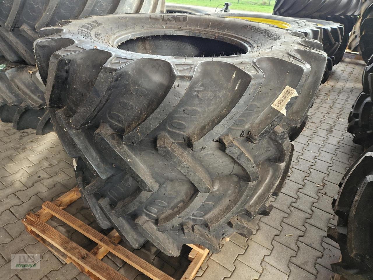 Rad van het type BKT 600/70R30, Gebrauchtmaschine in Spelle (Foto 1)