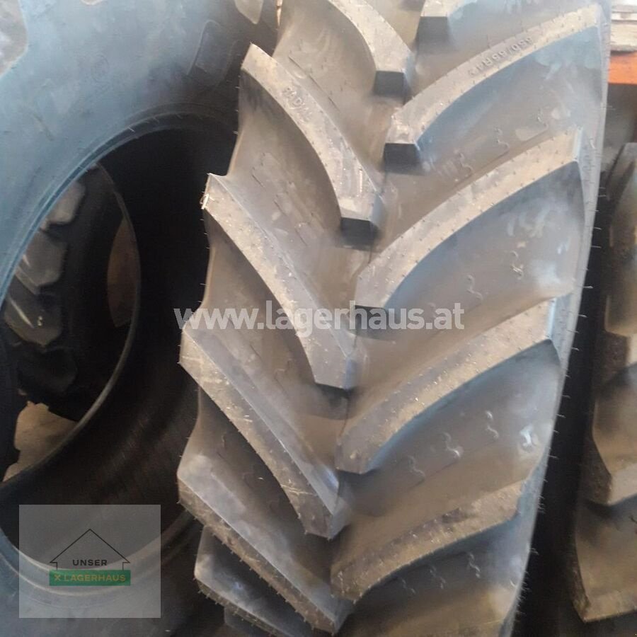 Rad Türe ait BKT 650/65 R42, Neumaschine içinde Aschbach (resim 1)