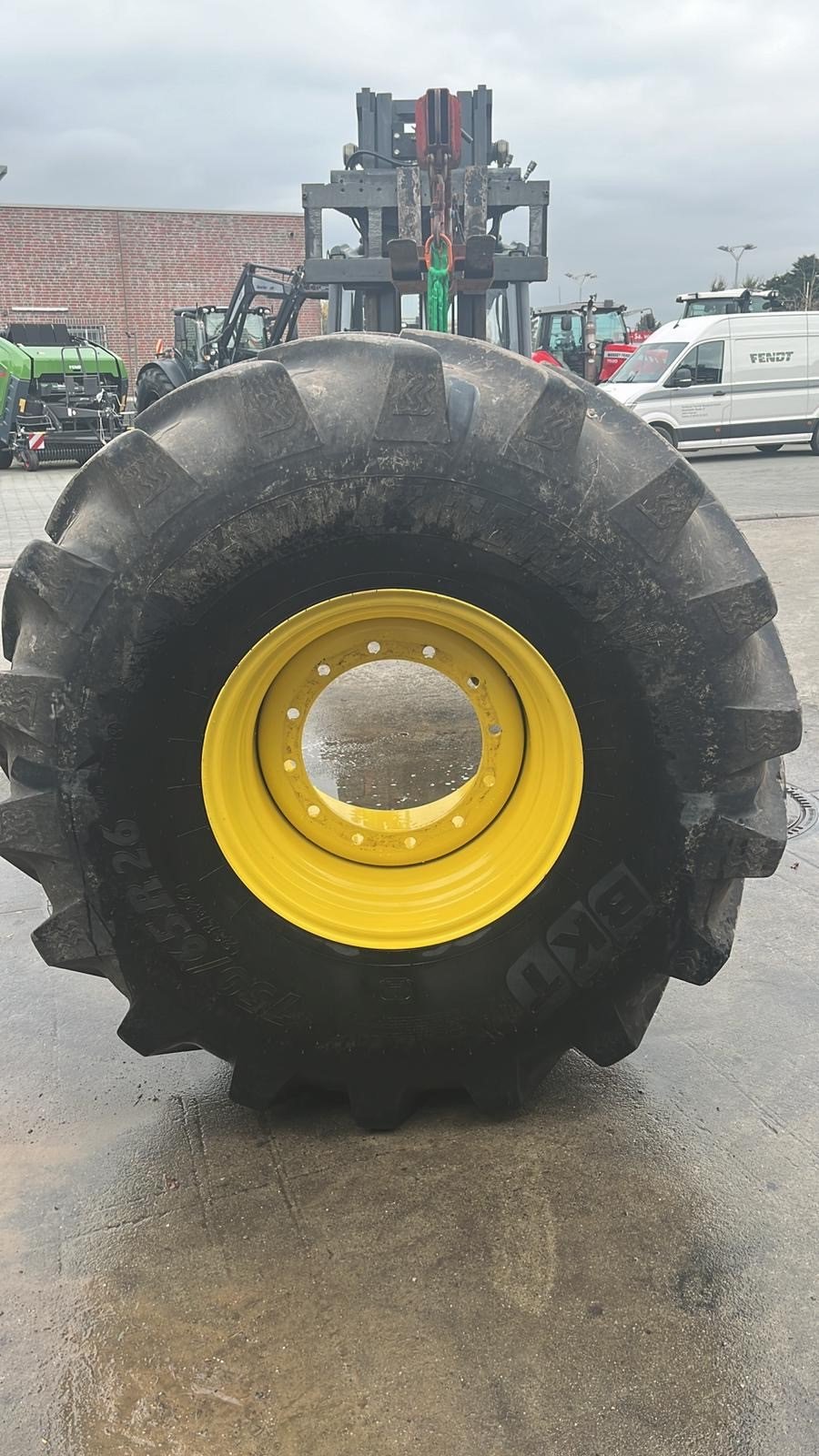 Rad типа BKT 750/65 R26 Agrimax Teris, Gebrauchtmaschine в Husum (Фотография 1)