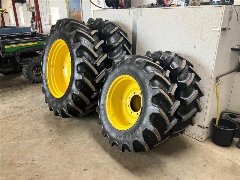 Rad van het type BKT komplet sæt  John Deere 5000 serie, Gebrauchtmaschine in Thorsø (Foto 1)