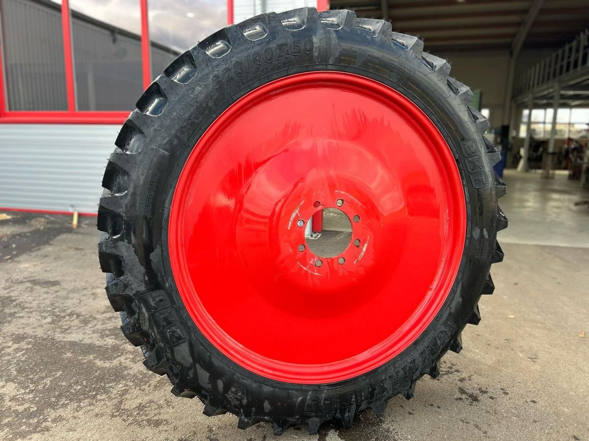 Rad del tipo BKT Pflegeräder zu Fendt 500 Vario, Neumaschine In Starrein (Immagine 7)