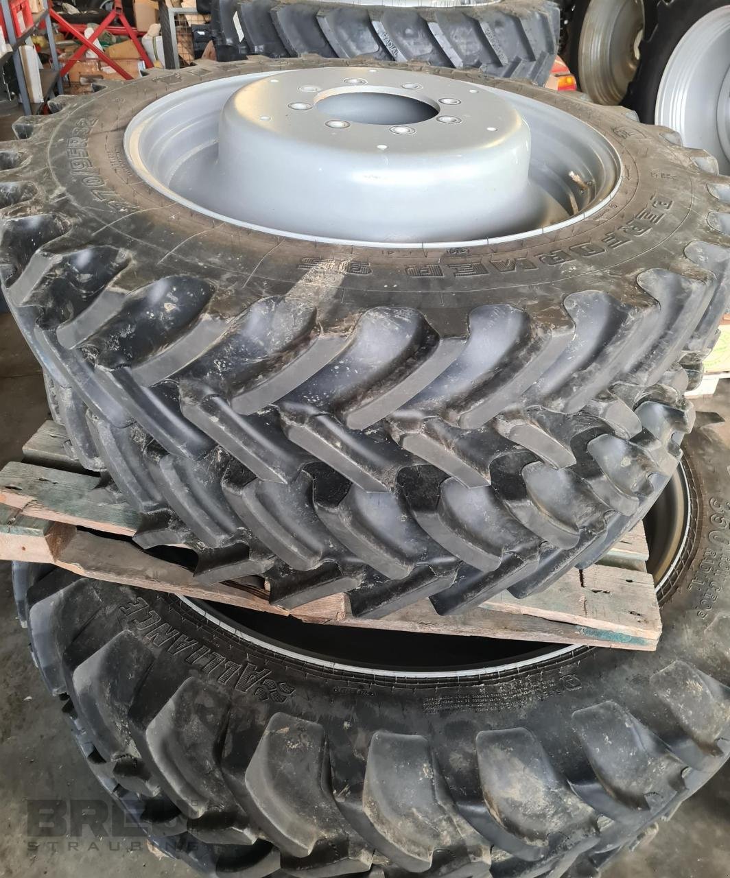 Rad del tipo Bohnenkamp 270/95R32+270/95R48, Gebrauchtmaschine en Straubing (Imagen 3)