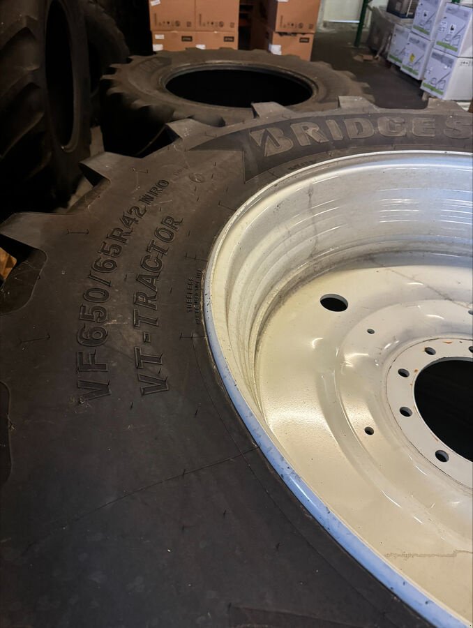 Rad tip Bridgestone 650/65R42 für Steyr Absolut 6240 CVT, Gebrauchtmaschine in Bergheim (Poză 2)