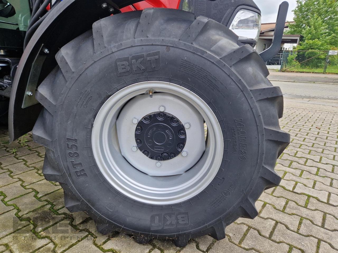 Rad tipa Case IH 14,9 LR 20+16,9 R30 - CNH Farmall A, Neumaschine u Straubing (Slika 1)