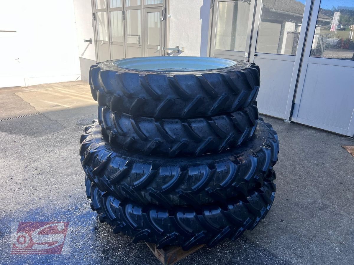 Rad typu Continental 270/80R36 und 300/95R46, Gebrauchtmaschine w Offenhausen (Zdjęcie 3)