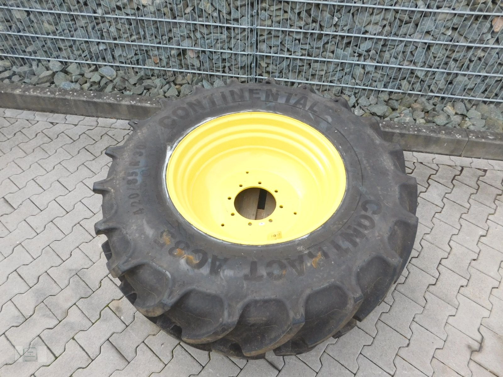 Rad Türe ait Continental 420/85R30, Gebrauchtmaschine içinde Gross-Bieberau (resim 2)