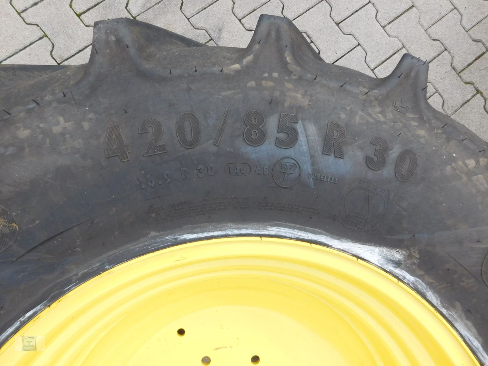 Rad typu Continental 420/85R30, Gebrauchtmaschine w Gross-Bieberau (Zdjęcie 3)