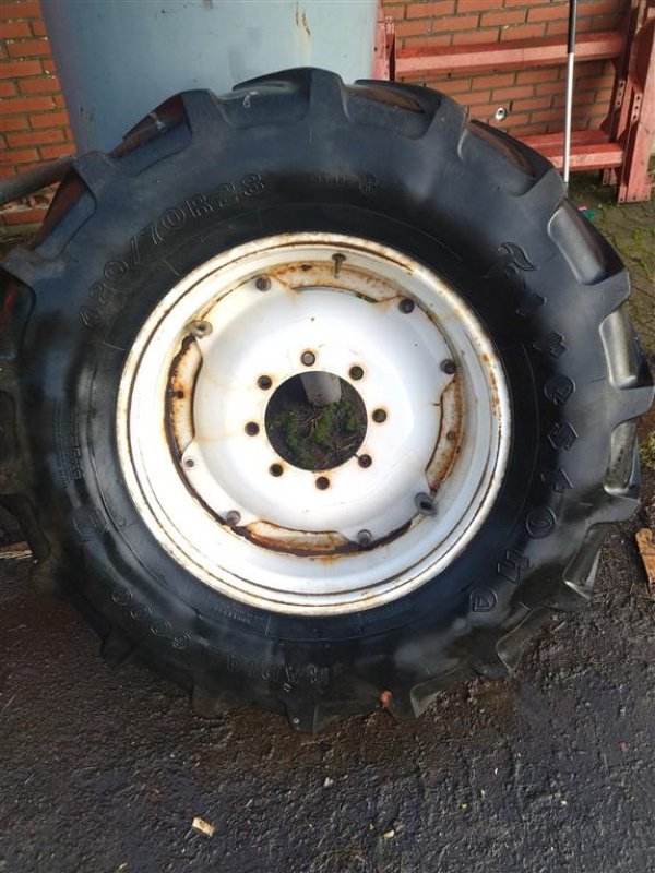 Rad du type Firestone 420/70R28, Gebrauchtmaschine en Egtved (Photo 1)