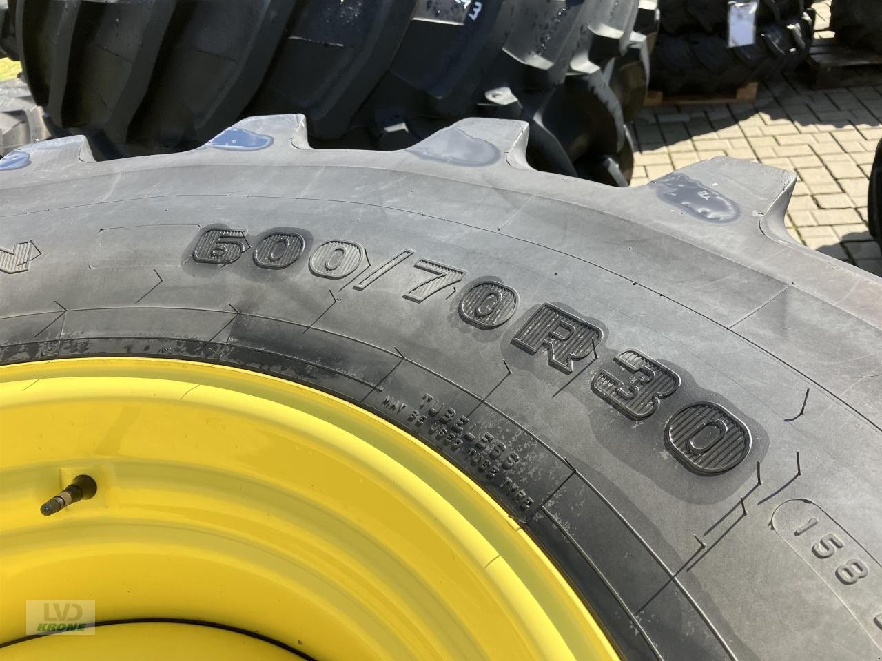 Rad van het type Firestone 600/70R30, Gebrauchtmaschine in Spelle (Foto 3)