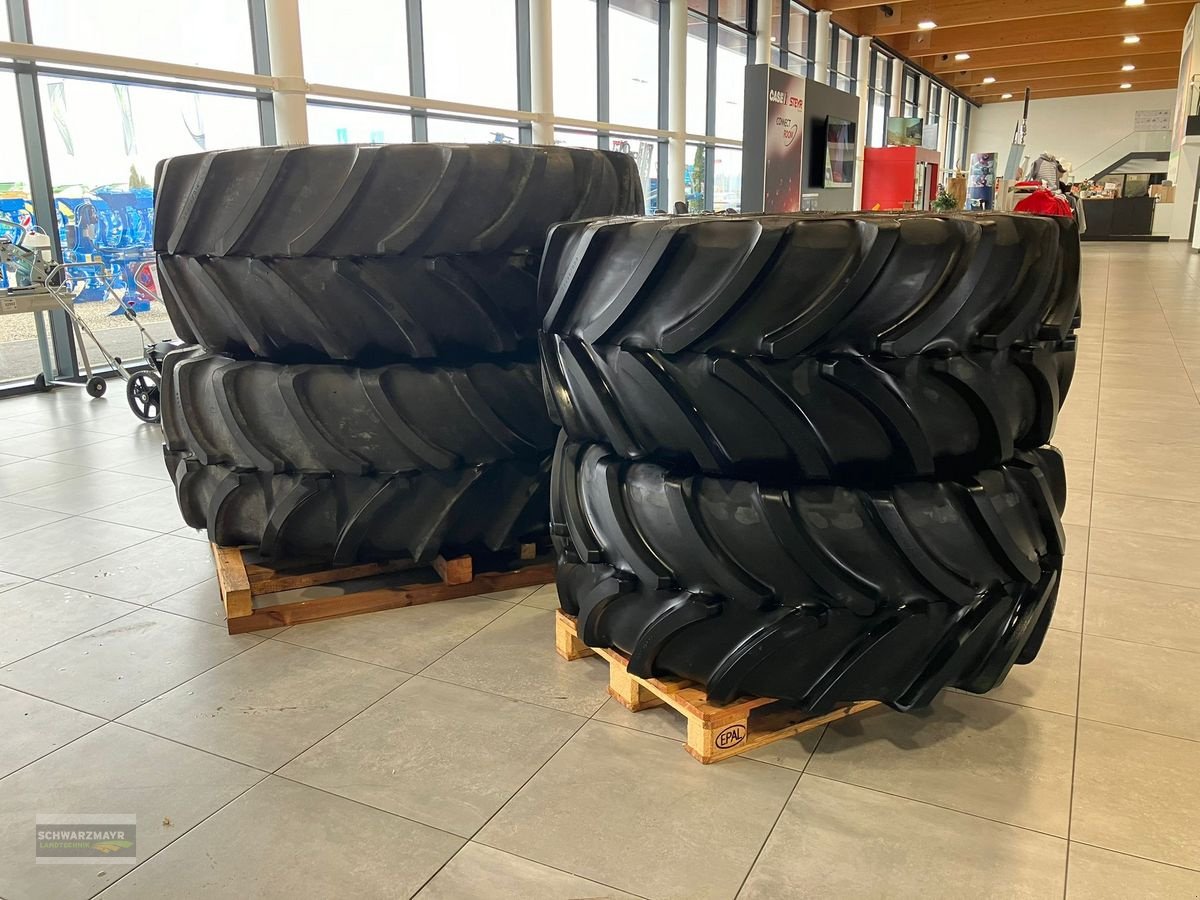 Rad a típus Firestone 710/70R38+600/65R28, Neumaschine ekkor: Gampern (Kép 3)