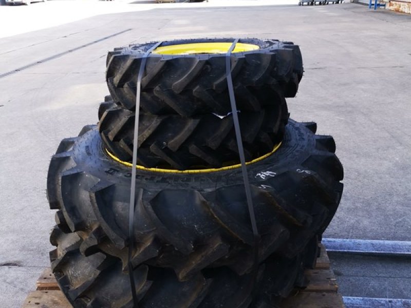 Rad typu John Deere 180/95-14 und 11.2-24, Neumaschine v Regensdorf (Obrázek 1)