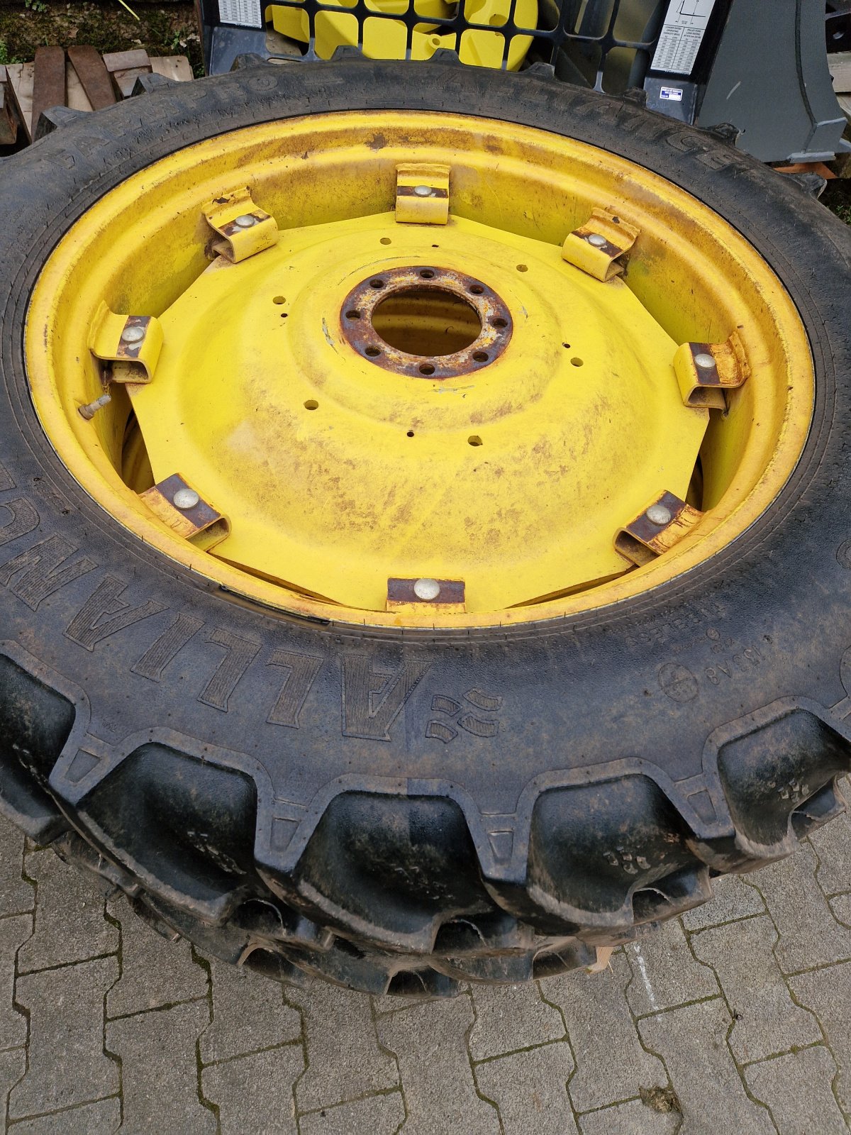 Rad tip John Deere Räder, Gebrauchtmaschine in Bad Sobernheim (Poză 1)