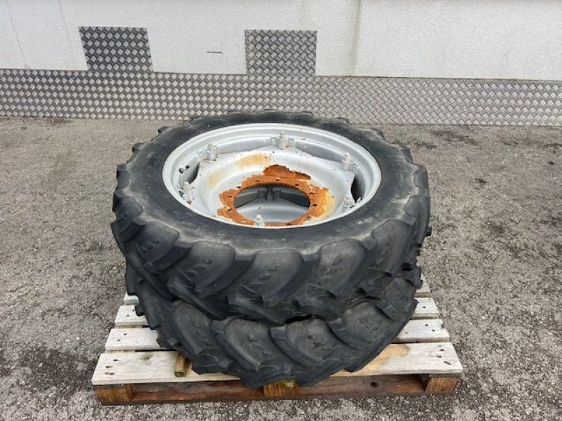 Rad des Typs Kleber 250/85R28 mit Felgen MF-Italien, Gebrauchtmaschine in NATTERNBACH (Bild 1)