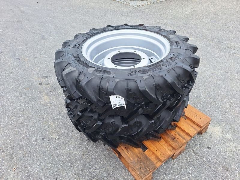 Rad a típus Kleber 280/85 R 24 (11,2R24) Traker Räder, Neumaschine ekkor: St. Marienkirchen (Kép 3)