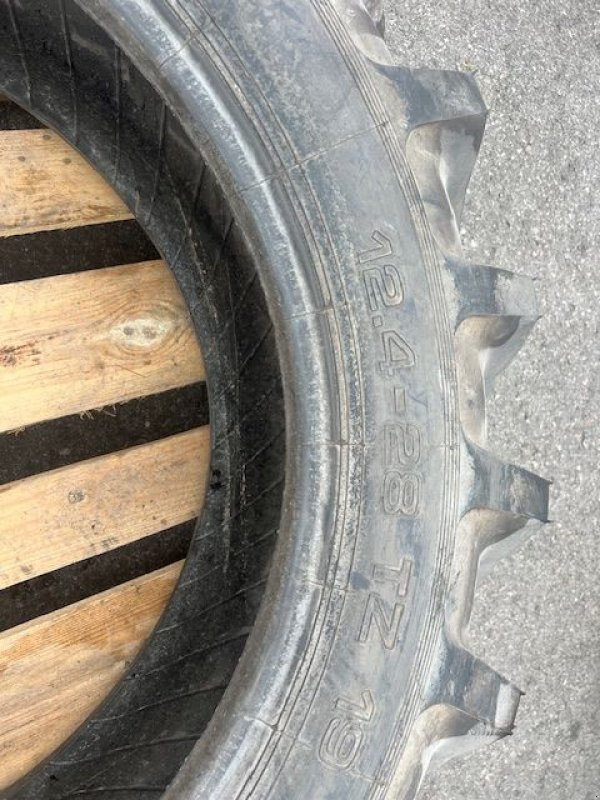 Rad del tipo Kleber 320/70R24, Neumaschine en NATTERNBACH (Imagen 2)