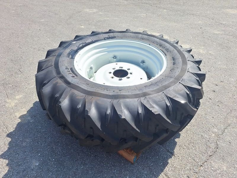 Rad a típus Kleber 420/85R30 (16,9R30) Rad Super G, Neumaschine ekkor: St. Marienkirchen (Kép 4)