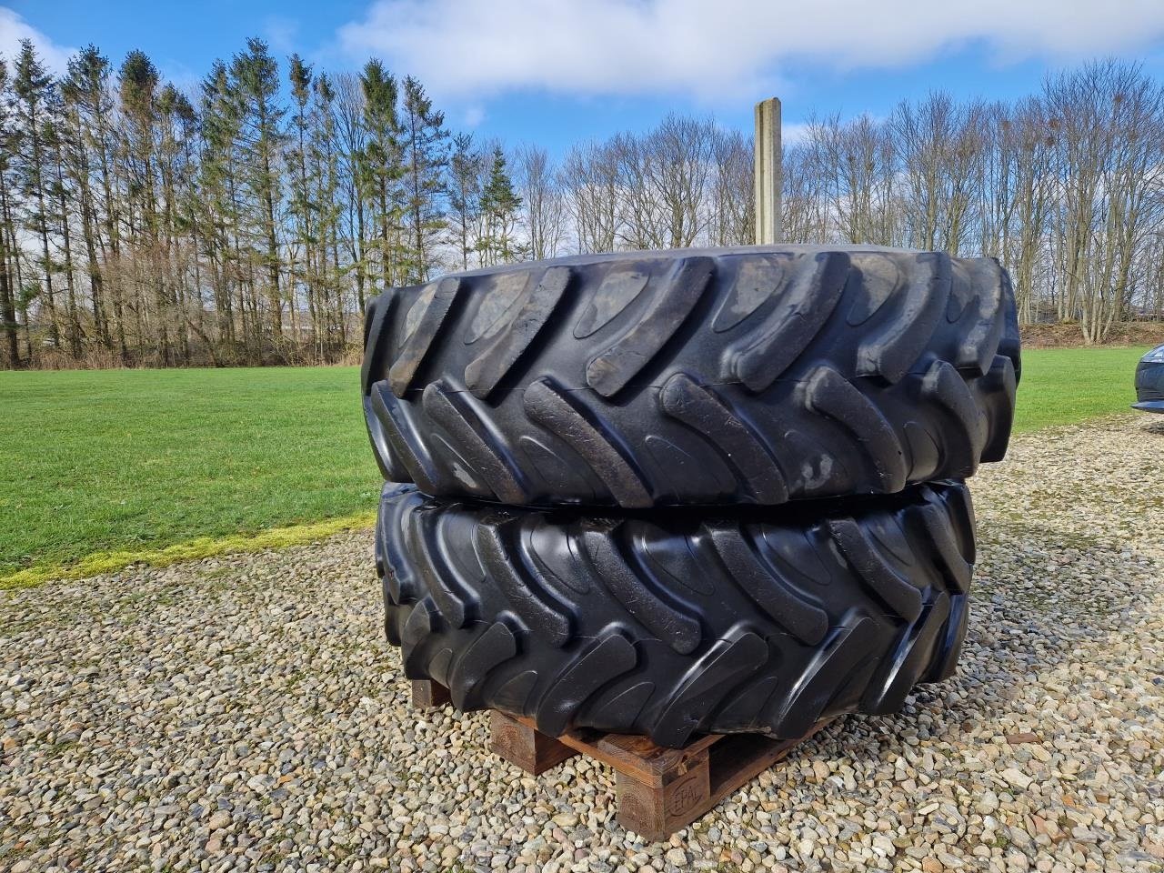 Rad of the type Massey Ferguson 16,9R30 MED 10 280 B, Gebrauchtmaschine in Jelling (Picture 2)