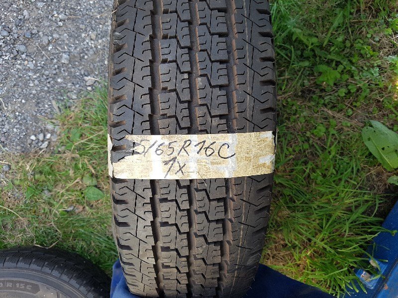 Rad typu Michelin 225x65 R16C Reifen, Gebrauchtmaschine v Chur (Obrázek 2)