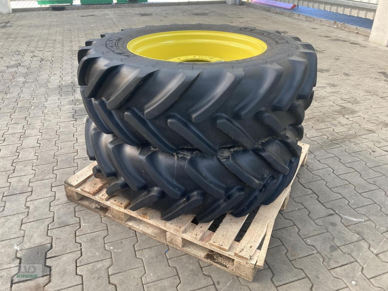 Rad del tipo Michelin 380/70R28, Gebrauchtmaschine en Alt-Mölln (Imagen 1)