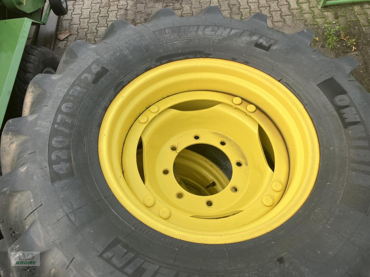 Rad tip Michelin 420/70R24, Gebrauchtmaschine in Spelle (Poză 2)